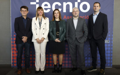 Una trentena d’experts debaten nous models i instruments per impulsar la transferència de coneixement al teixit productiu a Catalunya al congrés TECNIO celebrat a Reus